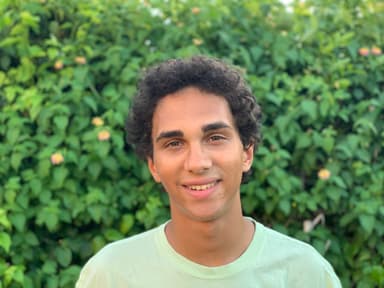 /images/team/Youssef_Hamed.jpg